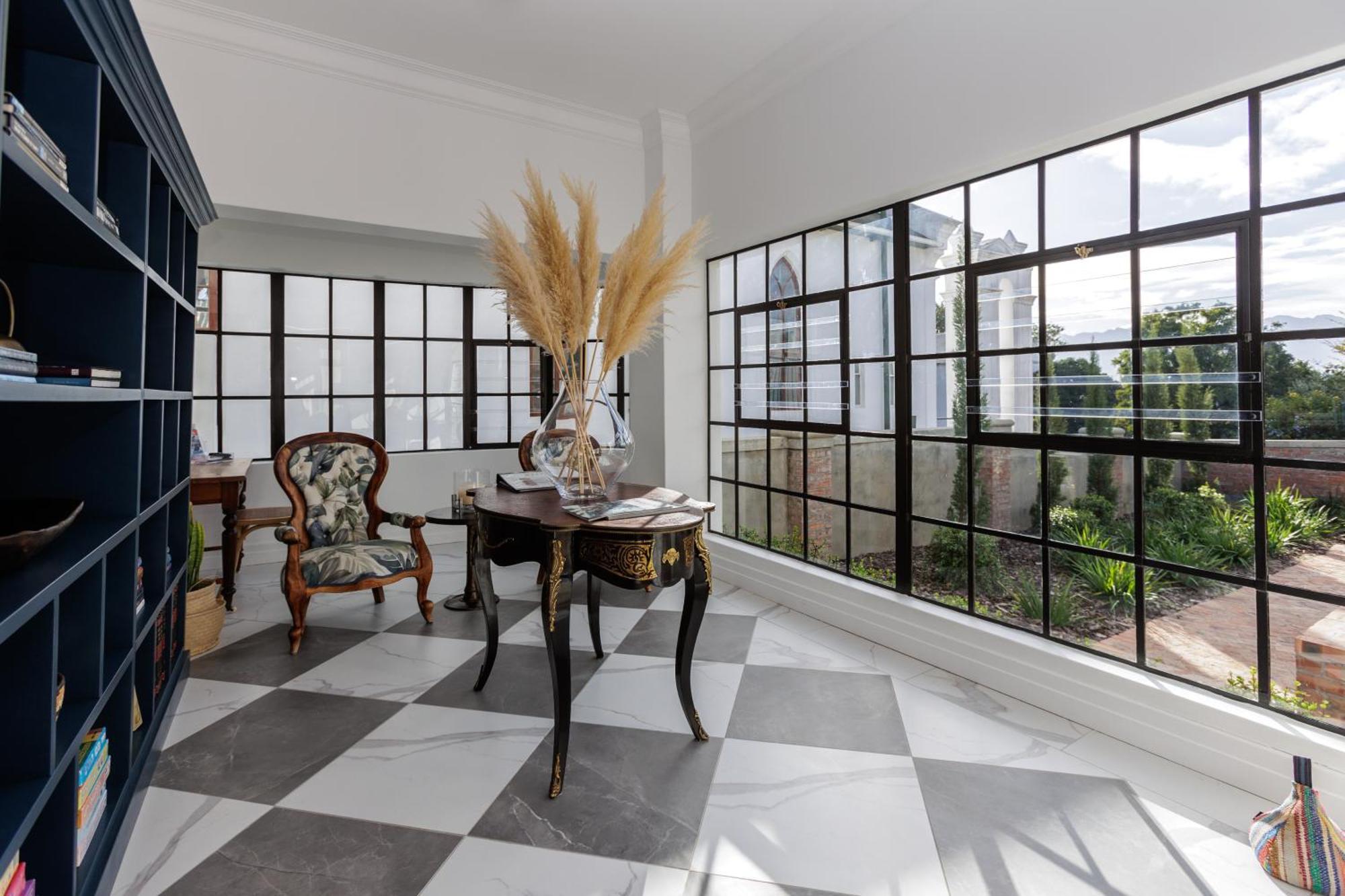Villa La Maison On Main Self-catering